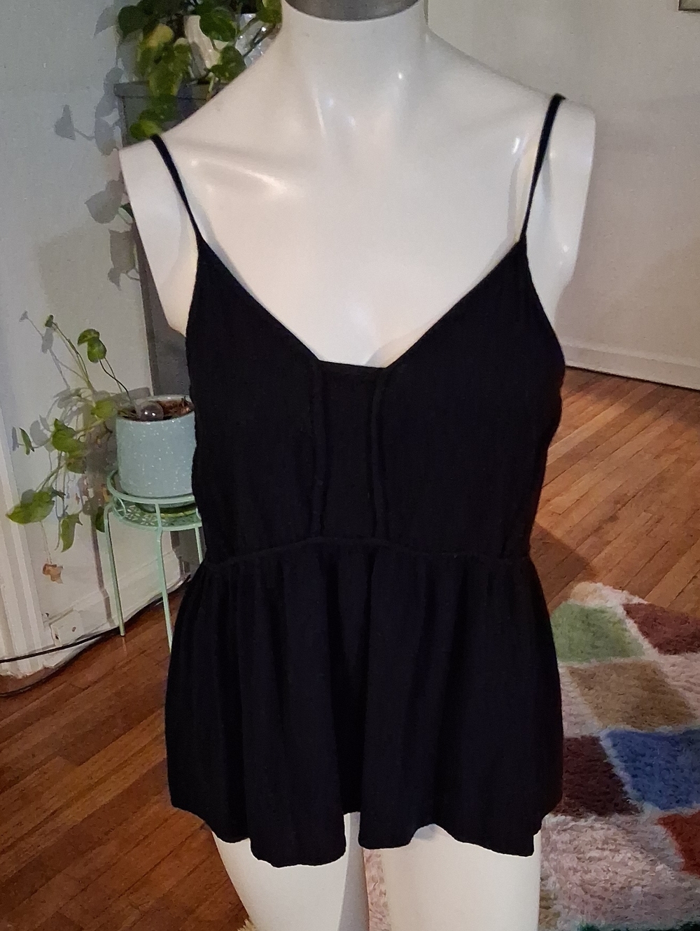 Knox Rose Black V-Neck Peplum Camisole with Thin Straps